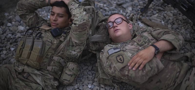 A NATO visszaverte a példátlanul nagy tálib támadást