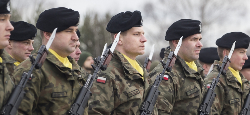 "Már nem élünk a hidegháború utáni örök békében" - Lengyelország teljes konfliktusra készül, ezért a NATO-csúcsot döntve önti a pénzt a hadseregére