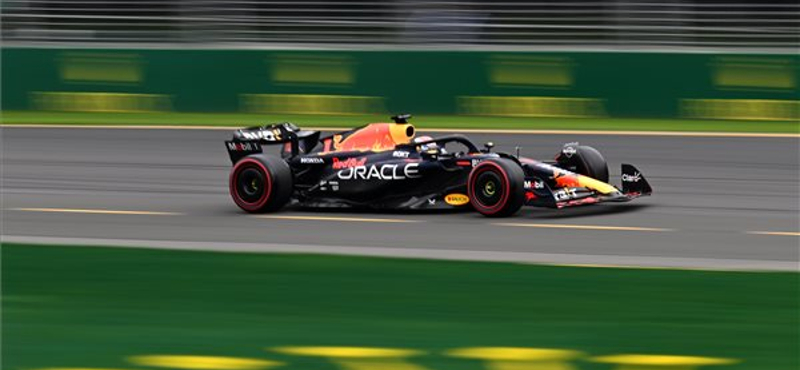 Verstappen megszerezte első győzelmét Melbourne-ben