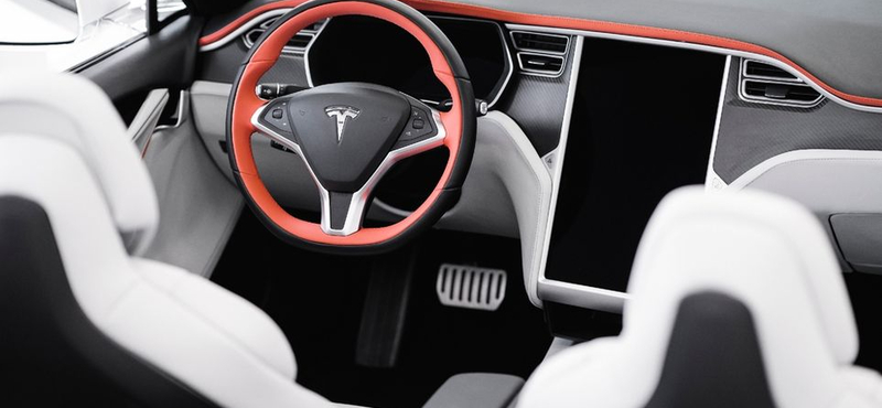 Megnyitott a magyar Tesla-bolt