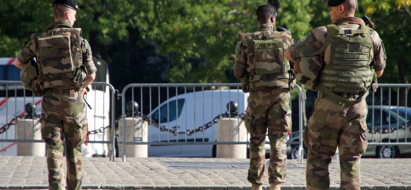 Merényletet hiúsított meg a francia rendőrség, négyen letartóztatásban