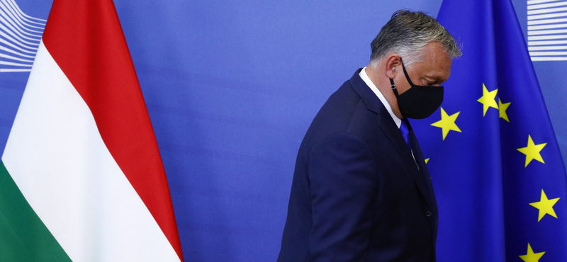 Orbán: Üzenjük meg, hogy nem vagyunk jámbor lúzerek