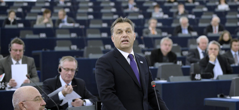 Nagyobb tagállami nyomást szeretne Brüsszel az Orbán-kormányon