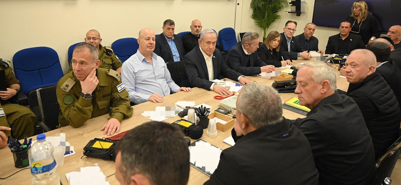 Megosztott az izraeli háborús kabinet az Irán elleni megtorlás formája és időpontja fölött