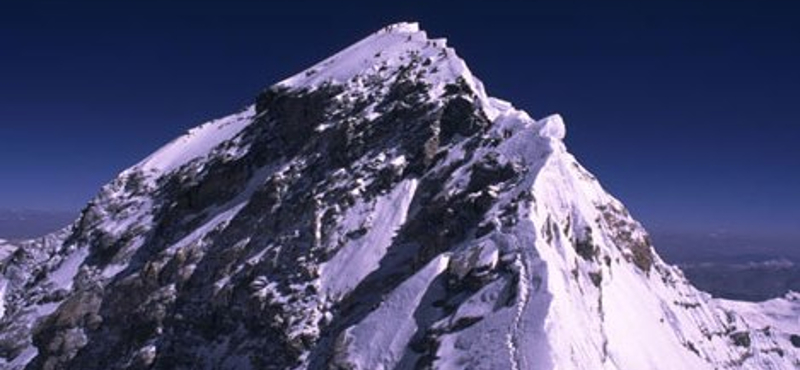 Meghalt  az első sikeres Everest-expedíció legfiatalabb tagja