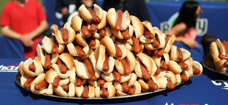 Egy ideig nem akar majd hotdogot enni, ha elolvassa ezt a hírt