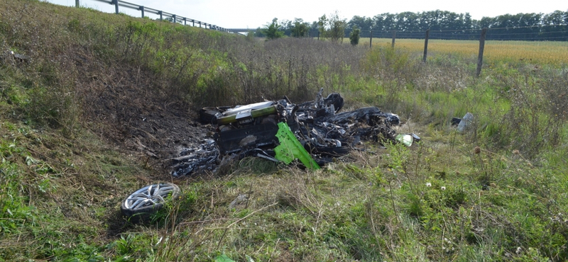 320-szal az M7-esen: letöltendőt kértek a Lamborghini sofőrjére