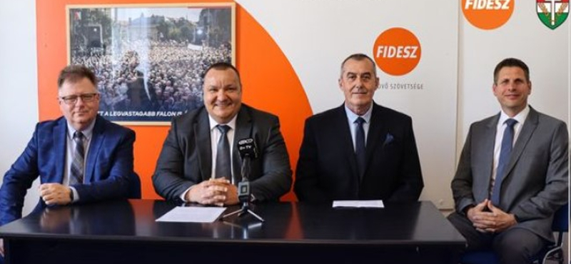 Egy volt MSZP-s lett a Fidesz polgármesterjelöltje Dunaújvárosban