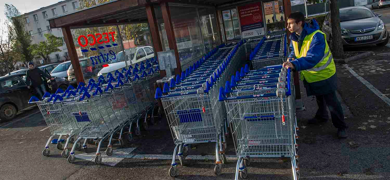 Munkaerőhiány: januárban sem engedik szabadságra a Tesco dolgozóit?