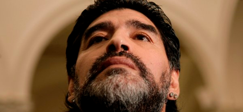 Maradona meztelenül fut, ha aranyérmet nyernek