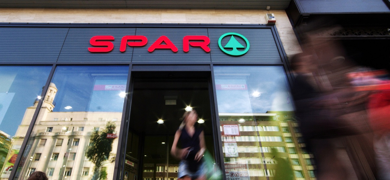 Ezért nem vesz részt a SPAR az Aldi és a Lidl bérháborújában