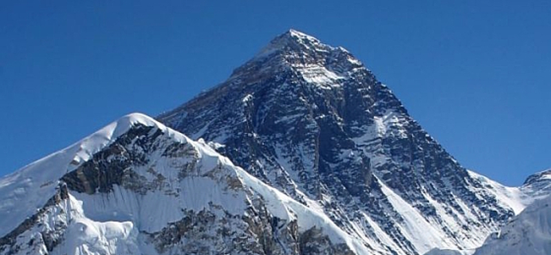 Idén tavasszal 457 hegymászó jutott fel a Mount Everestre