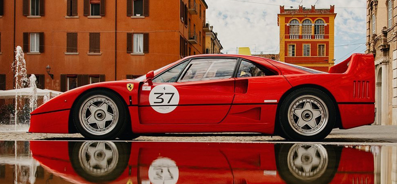 A Ferrari F40-et idéző modellel készül a maranellói márka