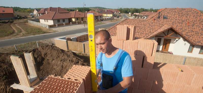 Külföldön jól viszik a magyar építőanyagot