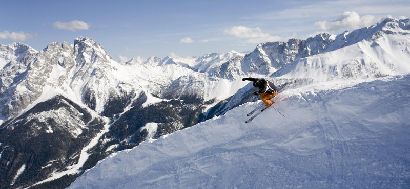 Grátisz heti síbérlet a Zugspitze tiroli oldalán