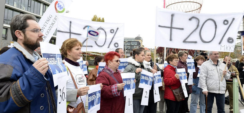 Lázárék önként felmondó tisztviselőket keresnek