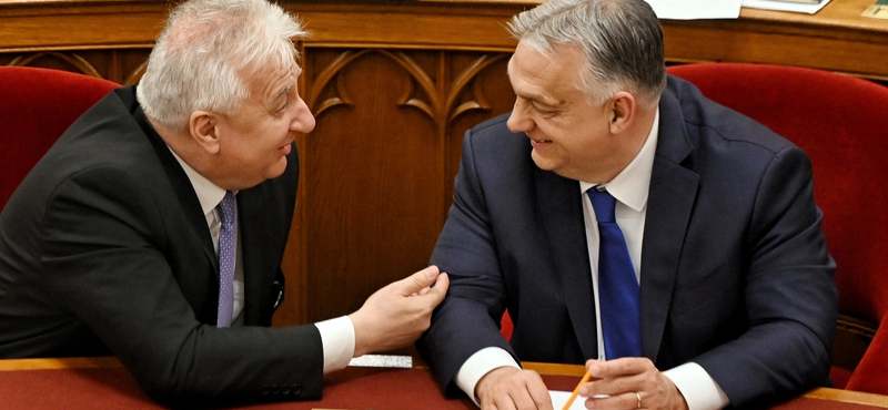 Kocsis Máté szerint nem zárják be a szolgasajtót, de nem lehet majd külföldi spekuláns megbízásából hatalomra törni – az üldözési törvényről vitáztak a Parlamentben