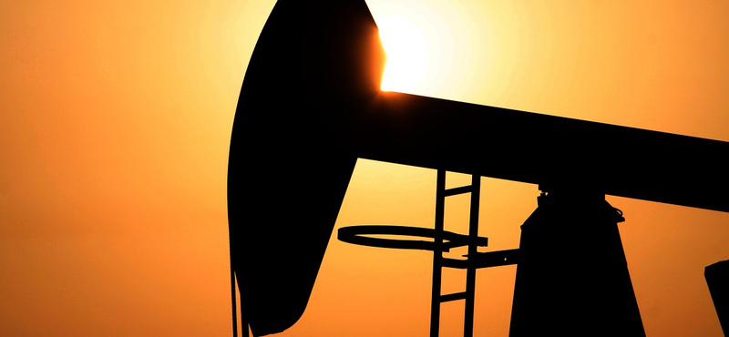 Több mint 5 százalékkal esett a kőolaj ára egyetlen nap alatt