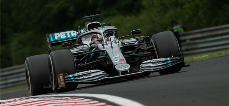 Hamilton pályacsúcsot ment a Hungaroringen