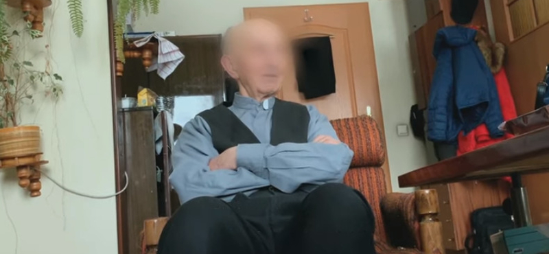 „A kezemmel maszturbált” – lengyel pedofil papokat szembesítettek az áldozataikkal