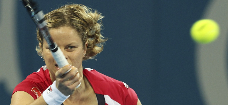 Clijsters nyár végén vonul vissza másodszor