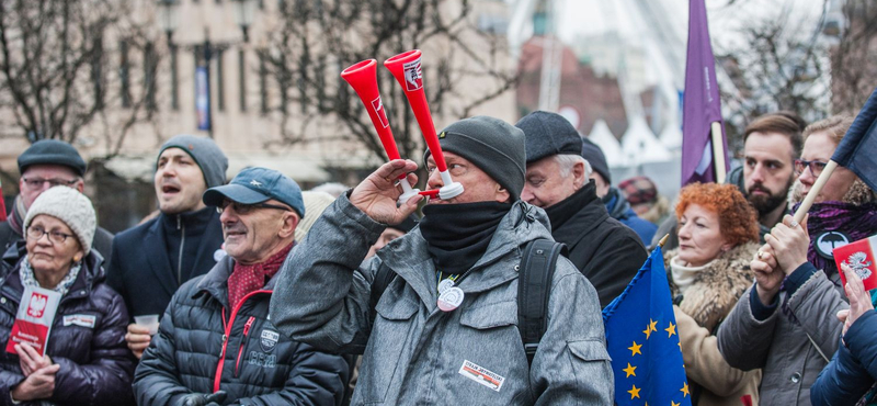 Téved, aki azt hiszi, hogy Lengyelországban kitör a forradalom