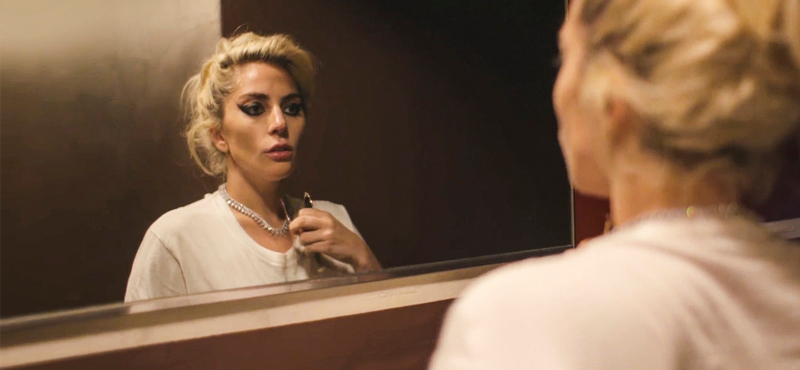 Lady Gaga először nyílik meg igazán a kamerák előtt a róla készült filmben