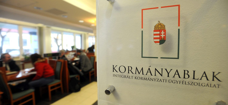 Csinos kis summát síboltak el egy kormányablakban