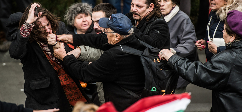 Lázár beszólt a füttykoncertet szervező Juhásznak