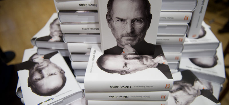 Így készül Steve Jobs magyar szobra