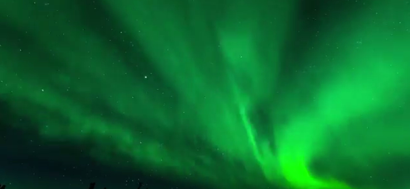 Ezt látnia kell: lenyűgöző time lapse videó az északi fényről