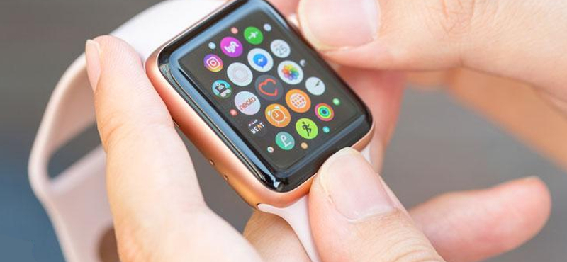 Valamennyi Apple Watch hibás: csoportos per indul az Apple ellen