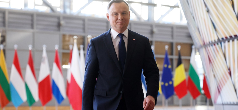 A lengyel elnök megvétózta az esemény utáni tabletta recept nélküli forgalmazását