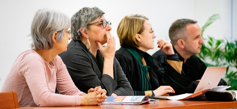 Harmadjára halasztják el a kirúgott kölcseys tanárok tárgyalását, és a bírót is lecserélik