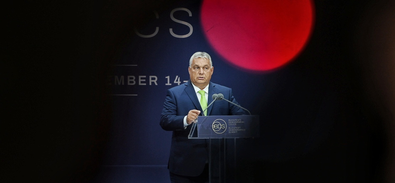 Orbán új családpolitikai programot ígért és leváltaná „a liberális diskurzust, ami a gyermekvállalásban veszélyt lát"