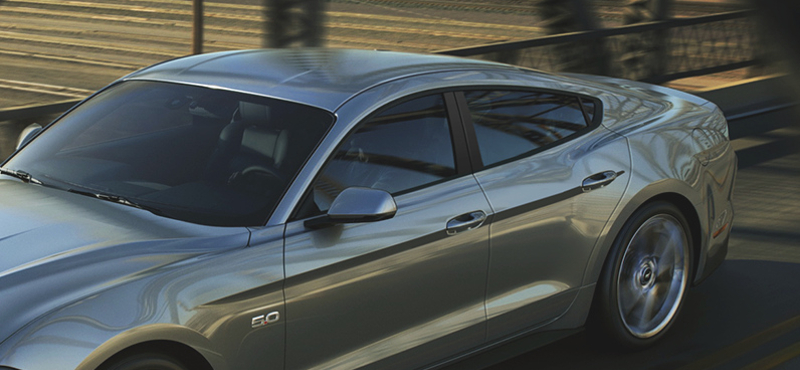 4-ajtós Ford Mustang, amerikai válasz a Porsche Panamerára