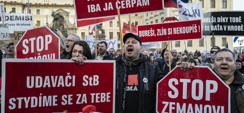 Azért tüntettek Prágában, mert nem akarnak Magyarország útjára térni