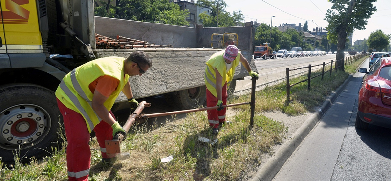 Hibákat találtak az 1-es villamos felújított részén