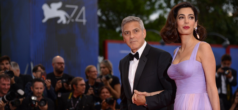 Clooney-ék rengeteg pénzzel támogatják fegyvertartás szigorításáért küzdő mozgalmat