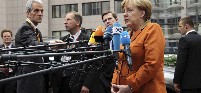 Merkel az asztalra csapott: szigorúan ellenőrzött bankmentés jön az eurozónában