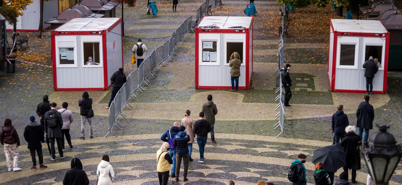 Újabb országos tesztelést tartanak Szlovákiában