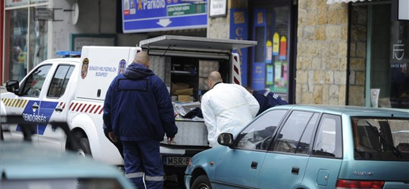 Kiraboltak egy ékszerboltot a II. kerületben