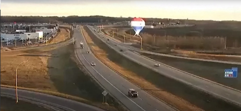 Villanyvezetéknek csapódott egy hőlégballon Minnessotában – videó