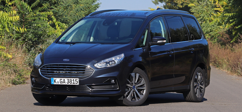 Viszlát dízel, helló hibrid: teszten a 7 üléses legújabb Ford Galaxy