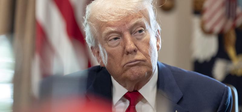 Donald Trump eddig mindössze 12-szer vett részt a napi hírszerzési értekezleten