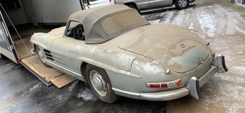 Méregdrága pajtalelet: alig használt 60 éves Mercedes 300 SL bukkant fel