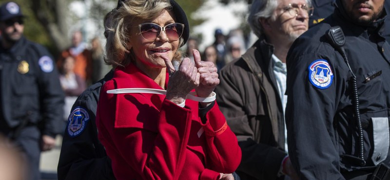 Jane Fonda rendőri intézkedés közben köszönte meg a BAFTA-díját