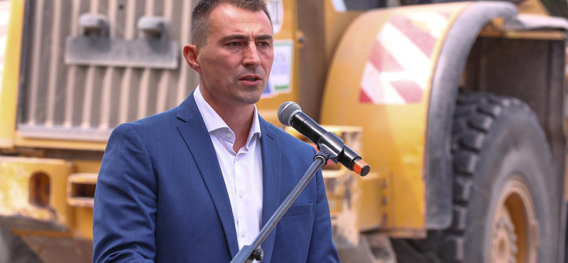 Függetlenként indul a Fideszből kizárt csepeli polgármester, Borbély Lénárd