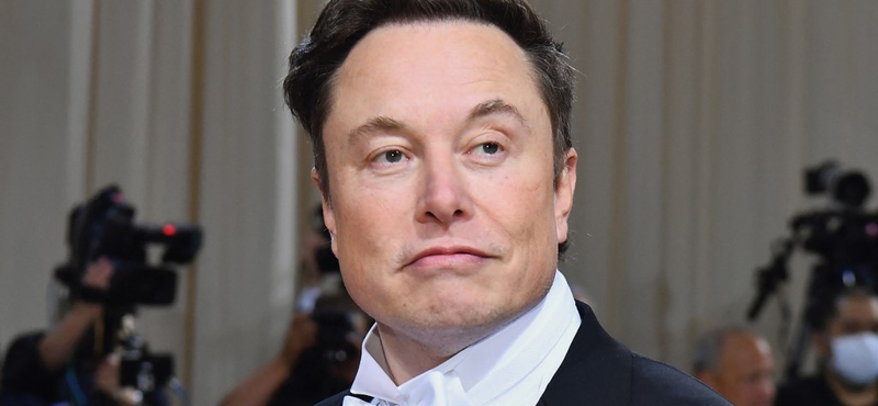 Nyilvánosan rúgta ki Musk a Twitter egyik mérnökét, miután összeszólalkoztak