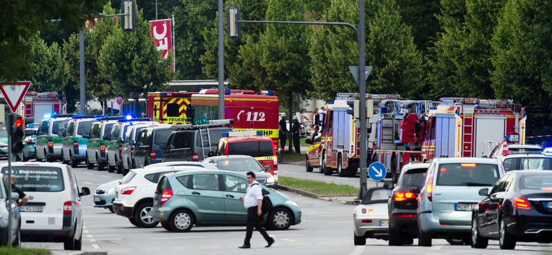 Lövöldözés volt egy müncheni plázánál, többen meghalhattak